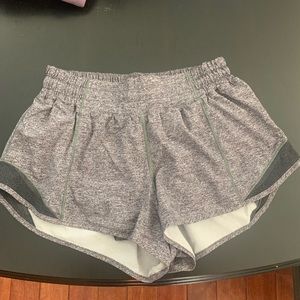 Lululemon Hotty Hot low rise shorts